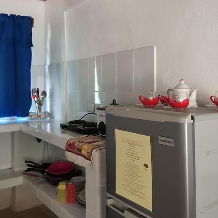 Hostal Cecilia Puerto Viejo de Talamanca Eksteriør bilde