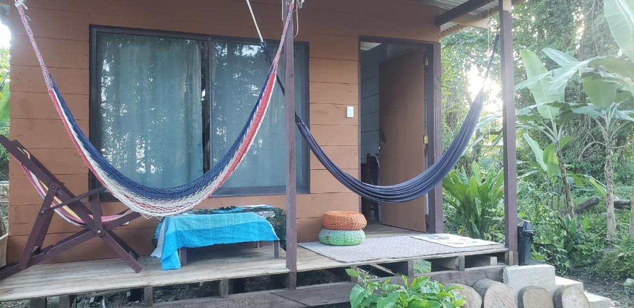 Hostal Cecilia Puerto Viejo de Talamanca Eksteriør bilde