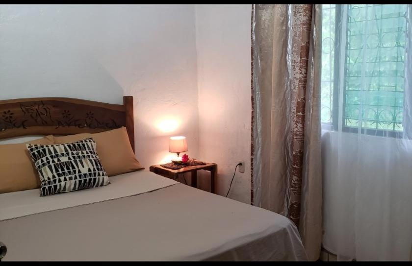 Hostal Cecilia Puerto Viejo de Talamanca Eksteriør bilde