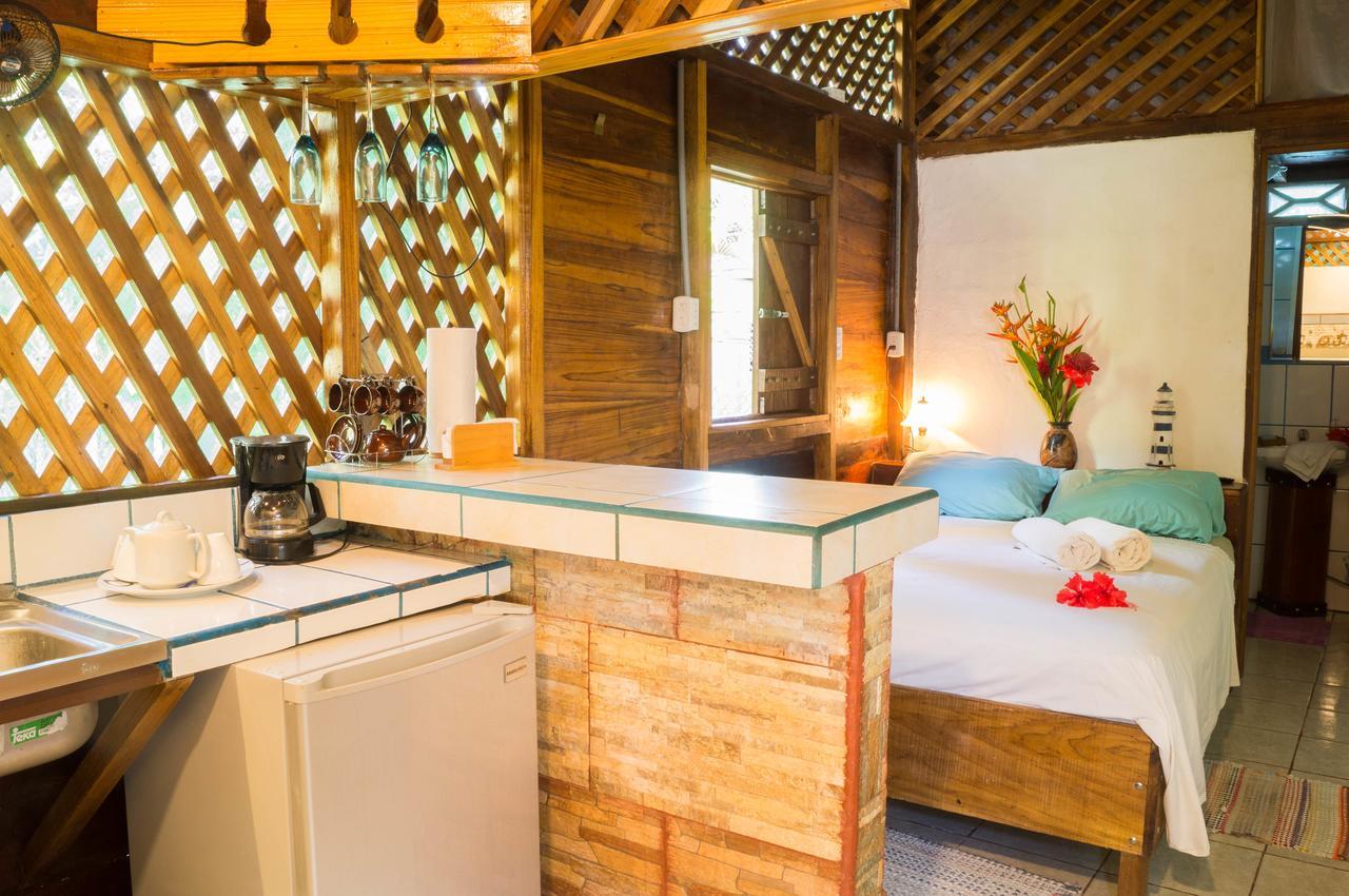 Hostal Cecilia Puerto Viejo de Talamanca Eksteriør bilde